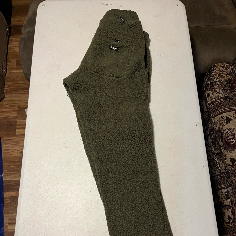 Fayettechill Polartech sweatpants - extremely soft and warm! Size small.
